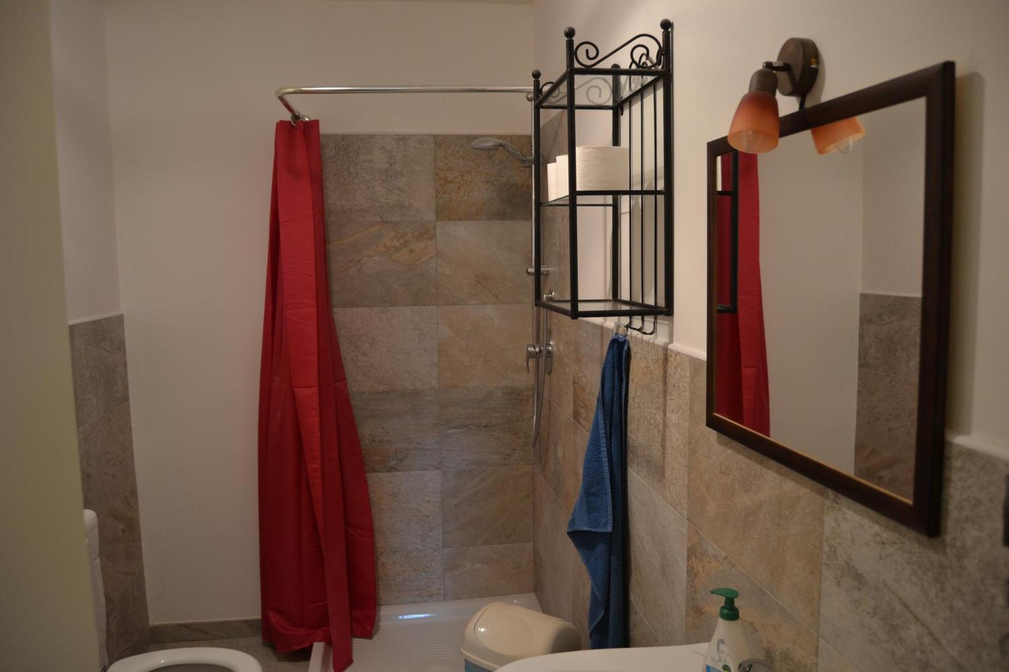 Joie De Vivre Bed and Breakfast Calice Ligure Rum bild